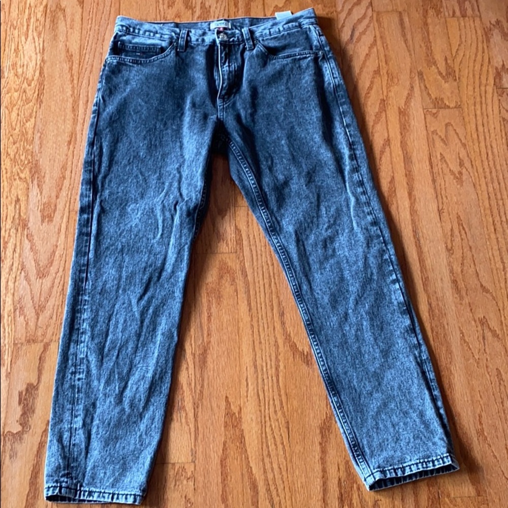 Tommy Hilfiger gray High Rise Cropped Jeans 31